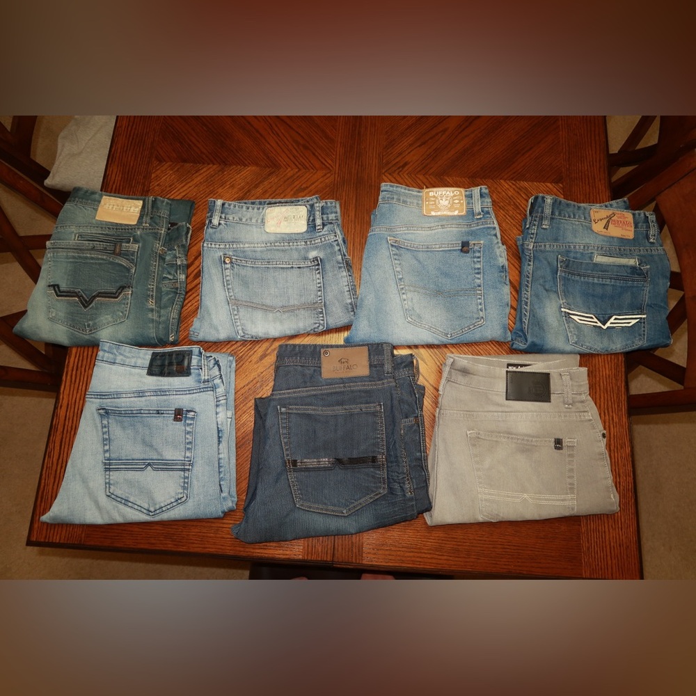 BUFFALO DAVID BITTON JEANS — ALL 34W x 32L